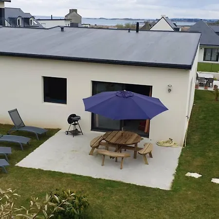 Les Embruns Jardin Hébergement de vacances *